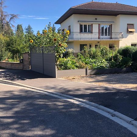 Chambre 2 Dans Un Appartement Bourg-en-Bresse Eksteriør bilde
